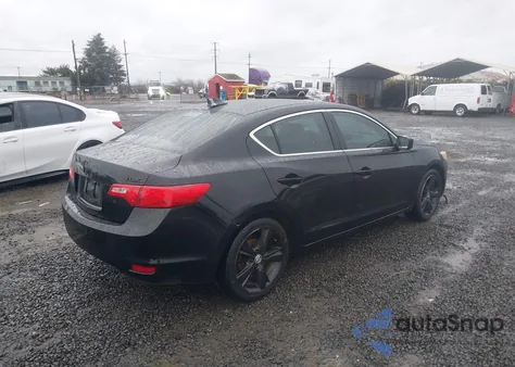 2014 Acura Ilx 2.0L z USA, uszkodzony, nr VIN 19VDE1F39EE014951